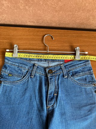 Pantalón vaquero azul campana talla 38