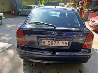 Opel Astra 2000