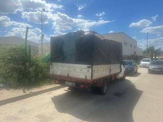 Camion con itv 6 meses del 2006 د 3500k