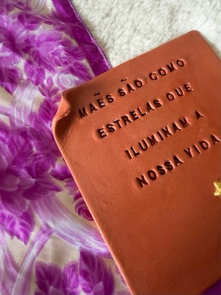 Quadro Decorativo Terracota Frase Mães Estrelas