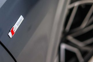 Audi Q8 55 TFSIe 280kW Black Line Pl quattro tip SLine **Techo panorámico**