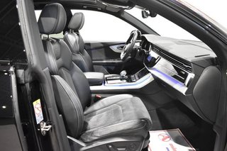 Audi Q8 45 TDI QUATTRO 231 CV TIPTRONIC BLACK EDITION ¡SUSPENSIÓN NEUMÁTICA!