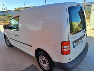 Volkswagen Caddy 2011