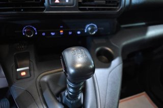 Peugeot Partner FURGÓN L1 600 KG 1.5 BLUEHDI 100 CV