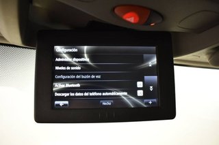 Renault Master CHASIS CABINA CARROZADO PAQUETERO CAMIÓN 3.5T 2.3 DCI 130 CV PLATAFORMA ELEVADORA Y DOBLE RUEDA