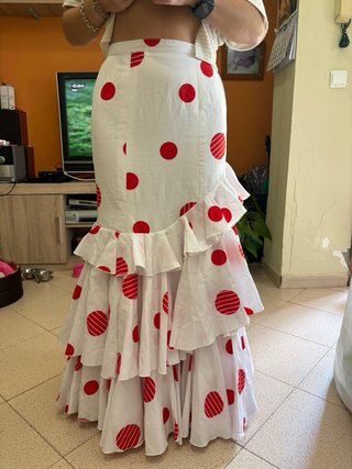 Falda flamenca lunares rojos