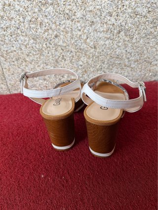 Sandalias Gadea by Lodi