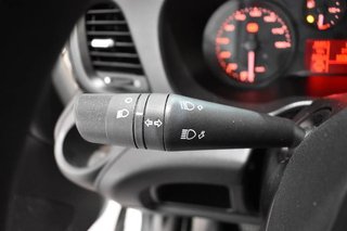 Iveco Daily CHASIS CABINA DOBLE RUEDA CARROZADO PAQUETERO CAMIÓN 35C 16H 3750 2.3D 156 CV