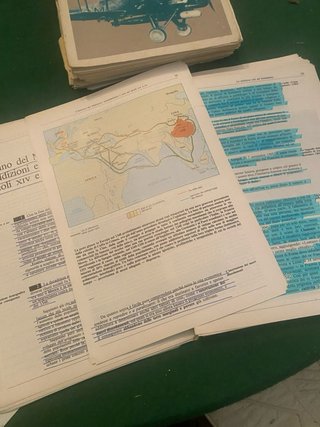 Blocco 16 libri letteratura destrutturati