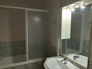 Venta de piso con plaza de garaje y trastero