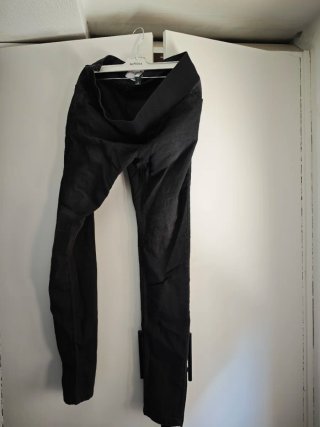 Pantalón premamá.