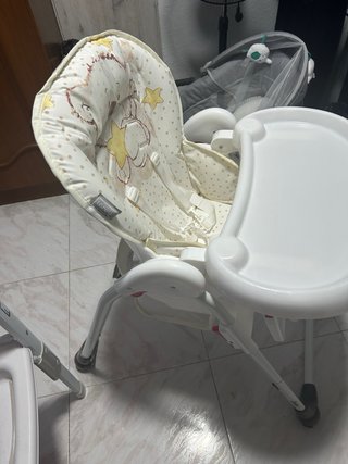 Trona de bebé con estampado de osito