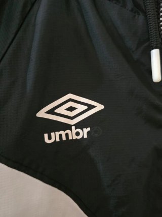 Chaqueta Umbro niño 5-6 años