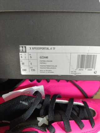 Botas de fútbol Adidas talla 38