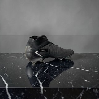 Scarpe Calcio Nike Phantom Luna Pro 40.5 come nuov