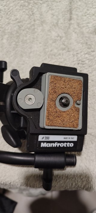 Testa Manfrotto #200 per cavalletto