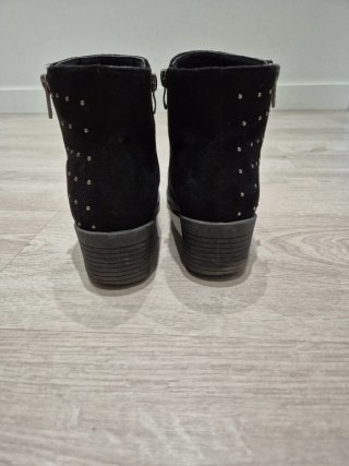 Botines negros talla 39