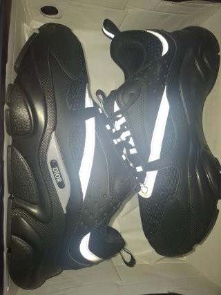 Tenis Dior Negros y Plateados