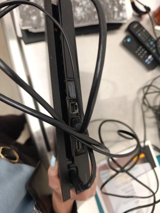 PS4 (PlayStation 4) Slim Nera