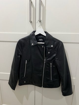 Chaqueta Cuero Zara Negra