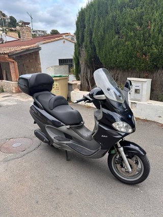 Piaggio X9 Evo 250