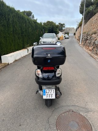 Piaggio X9 Evo 250