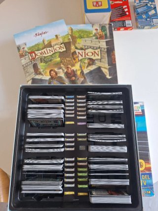 Juegos de mesa: Dominion, Monopoly, Uno...