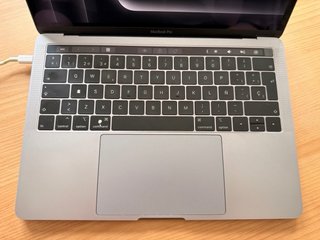 MacBook Pro 13” (2018) Plata