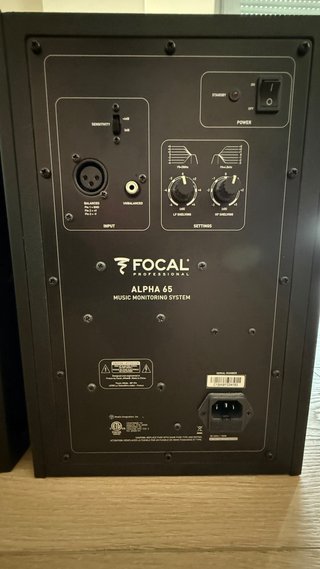 Focal Alpha 65 Monitores Estudio USA 120V