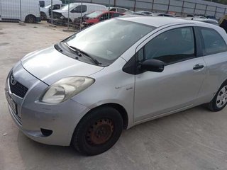 Toyota 481567 capot yaris (ksp9/scp9/nlp9) basico