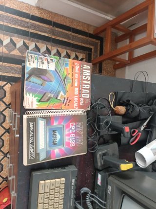 Amstrad CTM 644 Monitor Color