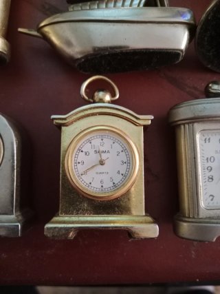 Lote de 6 relojes antiguos decorativos