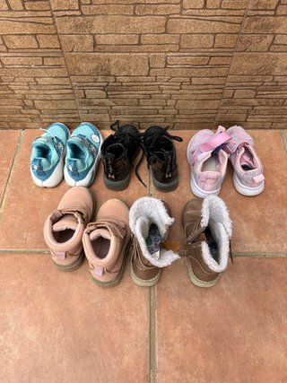 Lote Zapatillas Niños Varias Tallas