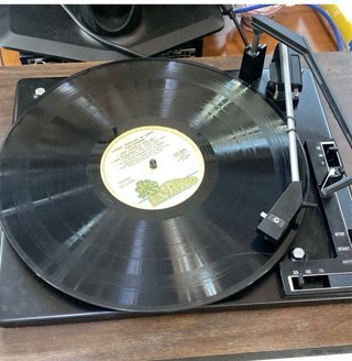 Vinile King Crimson LARKS' TONGUES IN ASPIC D258