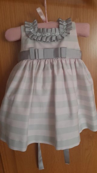 Vestido y chaqueta, pará  niña. Talla  6 meses .