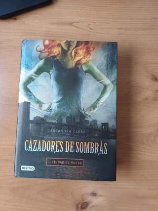 Cazadores de sombras 1. Ciudad de hueso