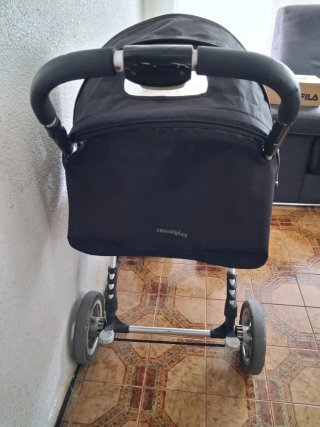 Carrito de bebé en buen estado