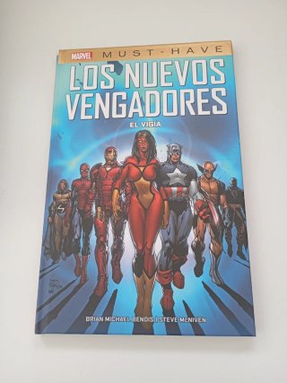 Marvel must have los nuevos vengadores. el vigía 2