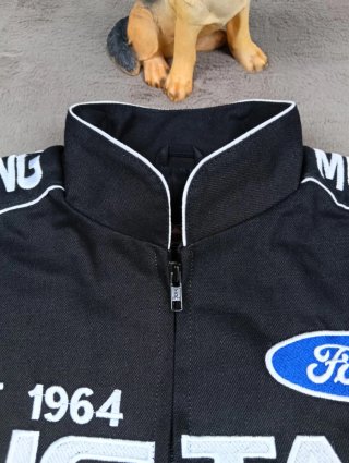 Chaqueta Ford Mustang "The Legend Lives" - Talla L