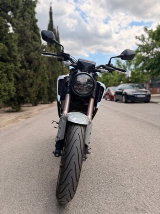 Honda CB125R 2021