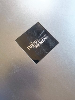 Lote 2 Portátiles Fujitsu Siemens Retro