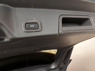 Land-Rover Range Rover Evoque 2.0 D204 R-Dynamic AUTO 4WD MHEV