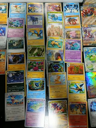 72 Pokémon,caja+cartas cromos "NO NEGOCIABLE"
