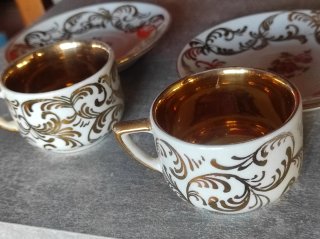 2 Tazas Porcelana Fina Doradas Época