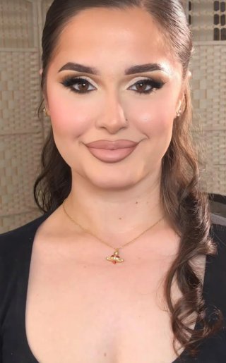 Maquillaje y peinados