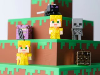 Expositor Minecraft Kinder Joy