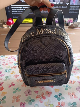 Mochila Love Moschino Negra Acolchada Dorada
