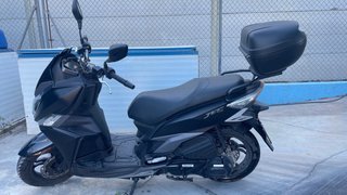 Sym Jet 125 Negra - Moto Scooter Automática