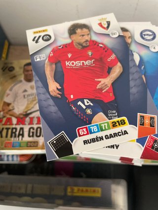 Cromos Hector G.