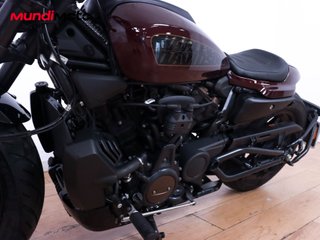 HARLEY DAVIDSON SPORTSTER 1250 S
